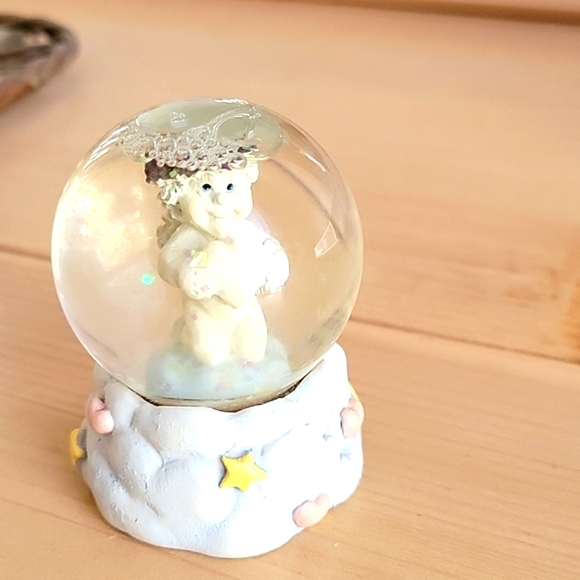 Dreamsickle Small 2" Snowglobe Snow Globe - Picture 1 of 3
